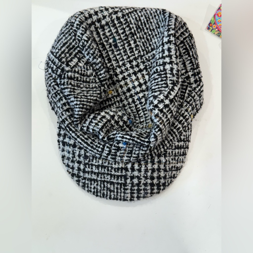 Black and White Houndstooth Cap